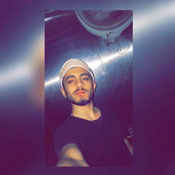 Meet your Posher, Abdallah - Picture 1 of 1